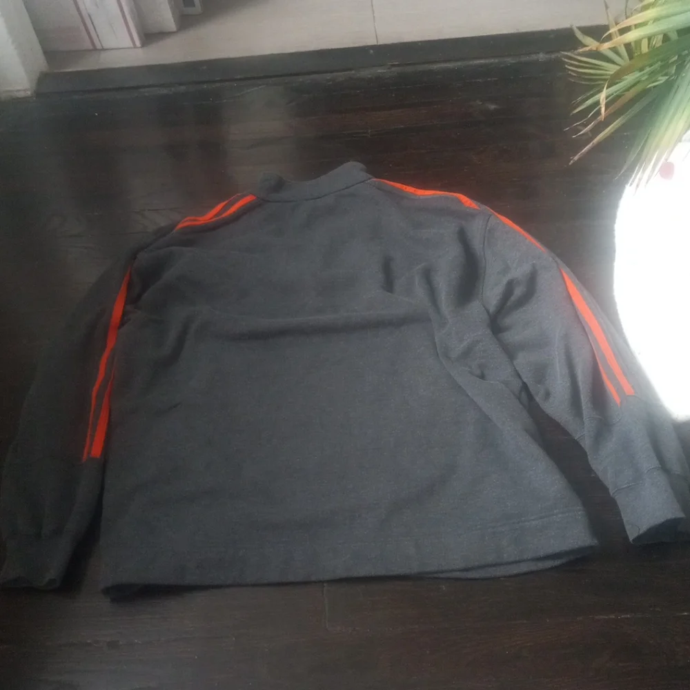 Starter 1/4 Zip Up Hoodie Men Size XL Grey And Orange Color Comfort